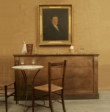 French café counter
