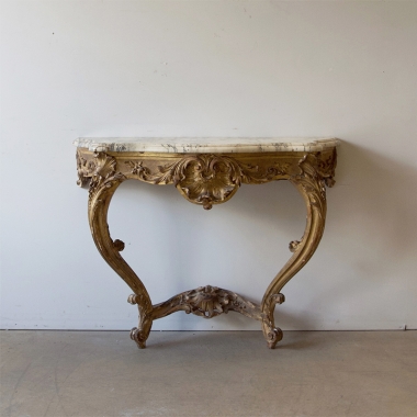 Louis 15 Style Gilt console