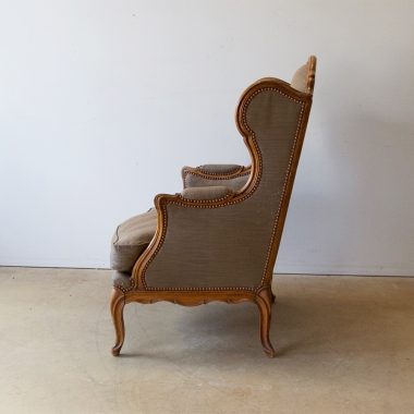 French Louis 15 Style Walnut Bergère