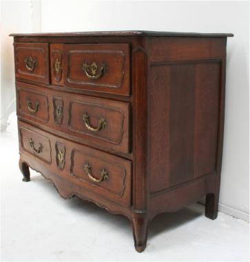 Louis 15th Period Commode
