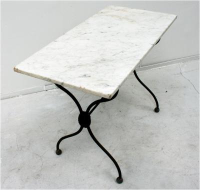 Directoire café table