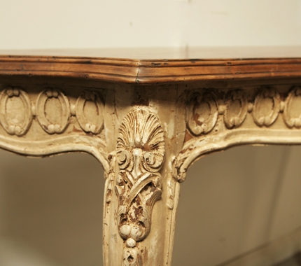 Louis 15 style painted console