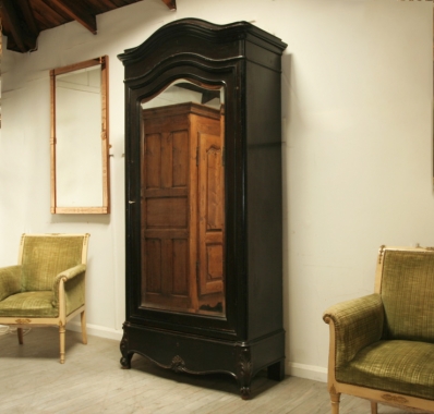 Napoleon III Ebonised Bonnetiere