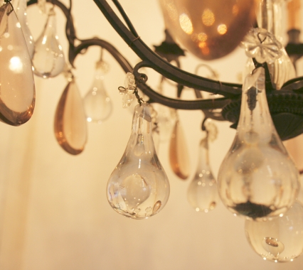 Stunning Tear Drop Chandelier
