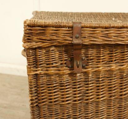 Decorative Vintage Wicker Trunk